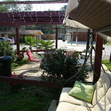 Little Shamrock Motel เมอร์ฟรีสโบโร ภายนอก รูปภาพ